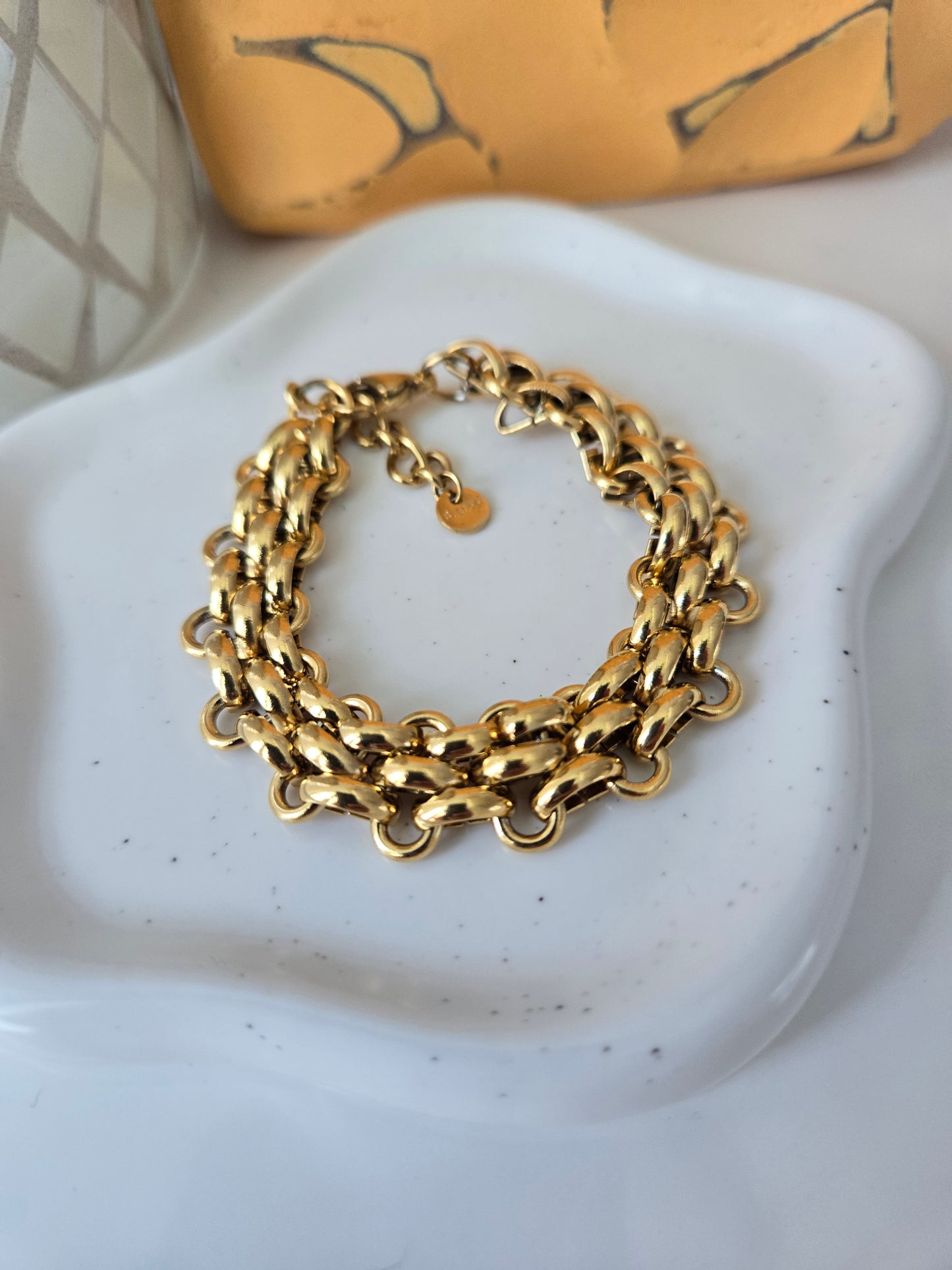 Pulsera de cinta entrelazada ✨ The Ribbon Bracelet