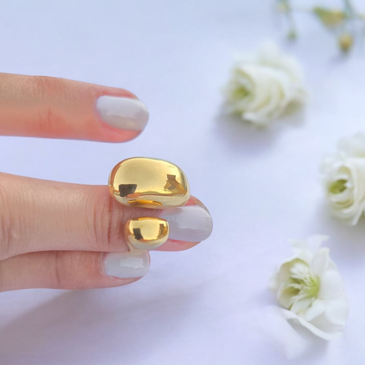 Sortija dorada abierta ✨ moderno estilo